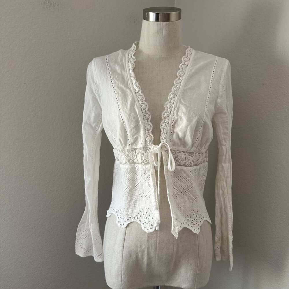 Storia White Lace Tie-Front Blouse